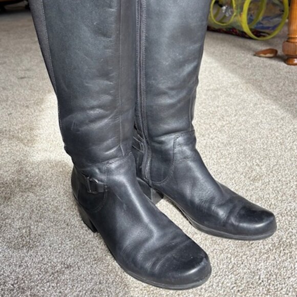 Clarks Shoes - Clarks knee high black leather boots, WIDE CALF, 9.5 M